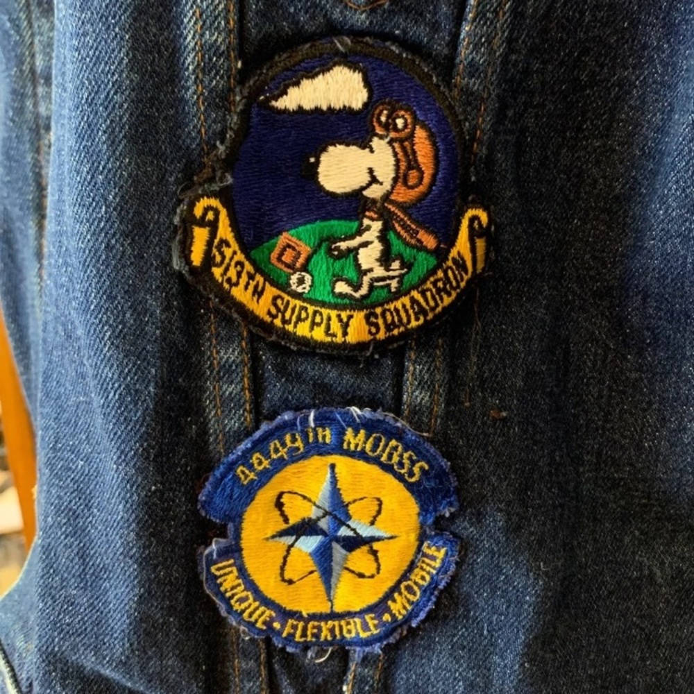 Jean jacket - Picture 9 of 11